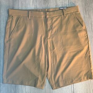 NWT Kirkland Men’s Shorts, size 40